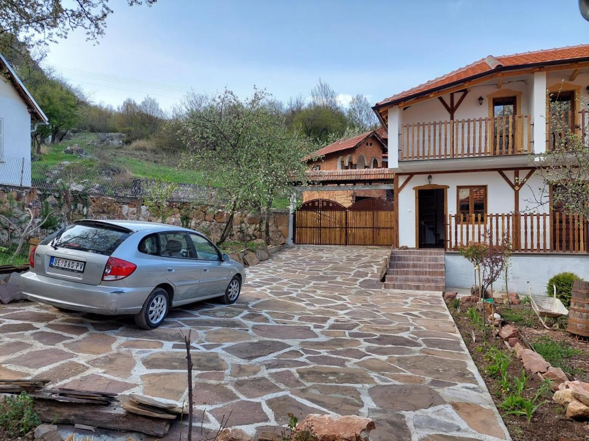 Golemi Kamik Pirot Vlasi Exterior foto